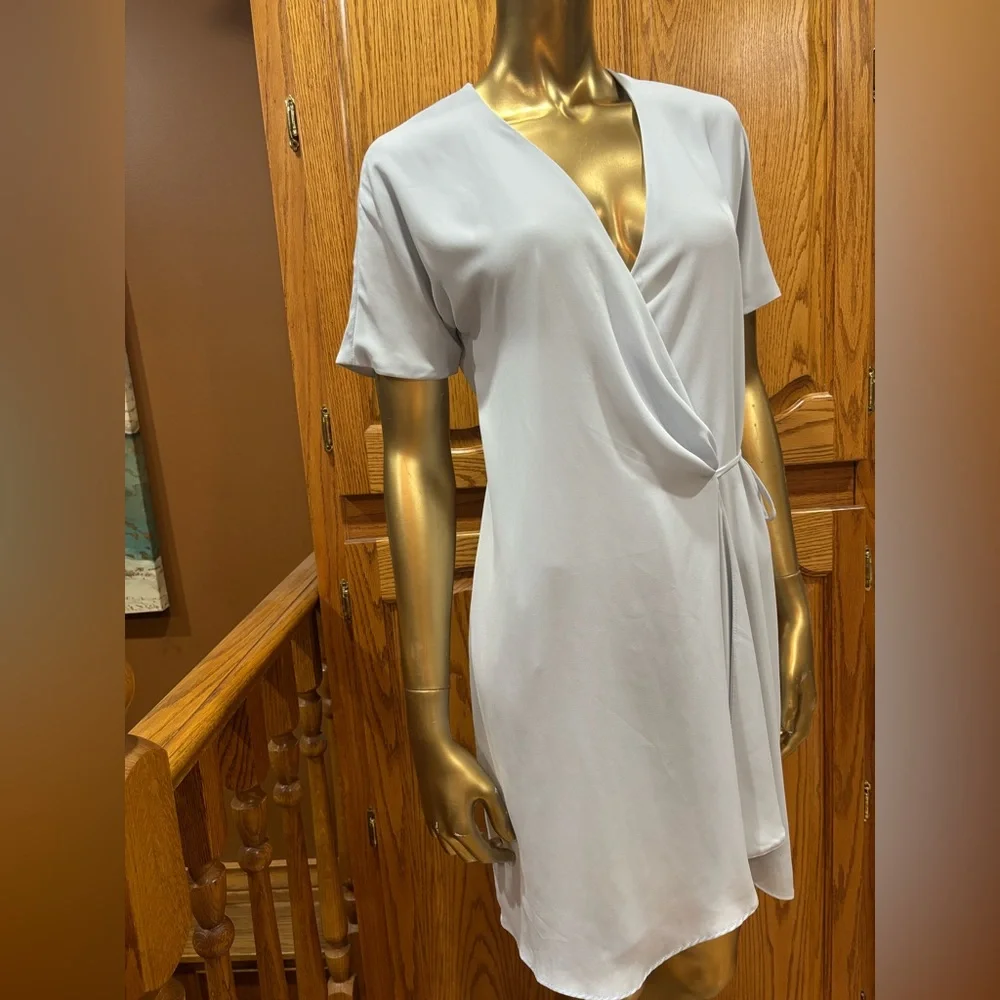 Babaton Soft Blue Blouse - Picture 2 of 11